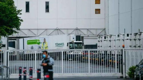 英國肉廠疫情再現，預包裝食品的安全隱憂與消費者應對